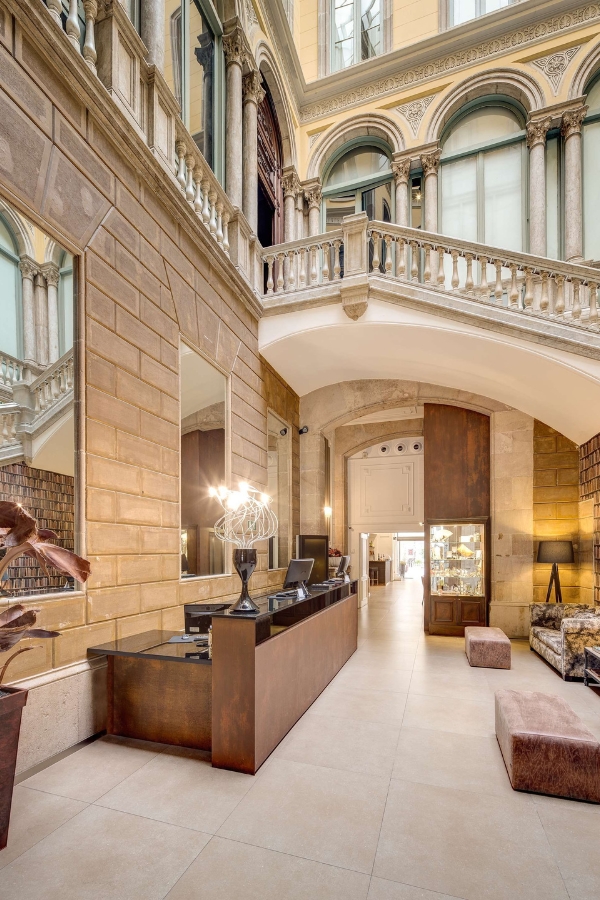 Catalonia Portal de l'Àngel