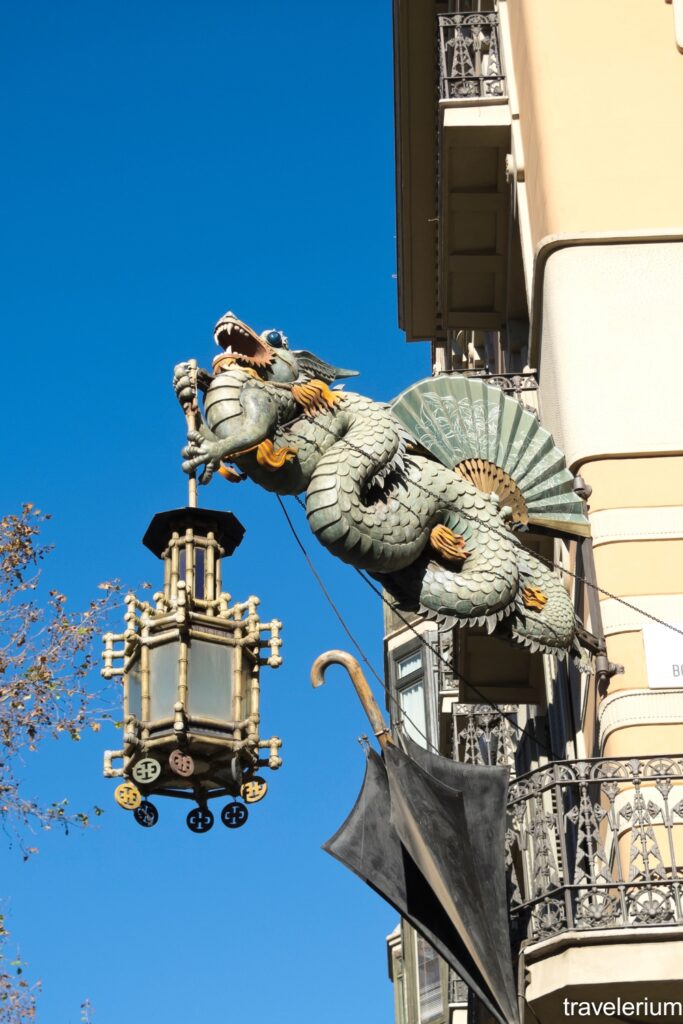 Dragon Lantern - La Rambla