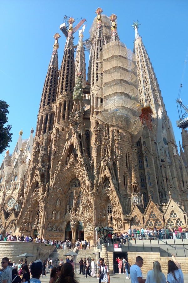Nativity Façade (East) - La Sagrada Familia